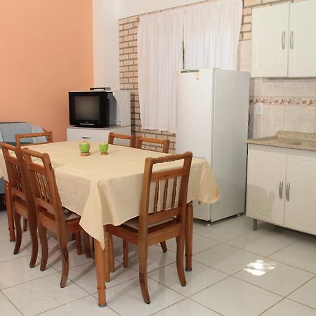 Residencial Aracua Hotell Bombinhas Rum bild