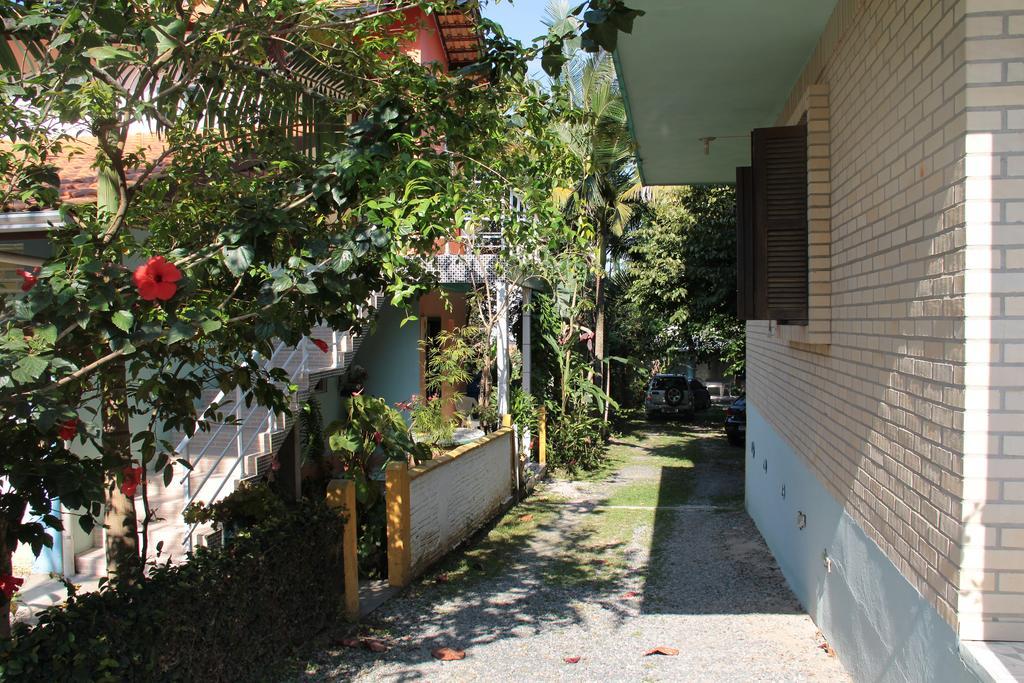 Residencial Aracua Hotell Bombinhas Exteriör bild