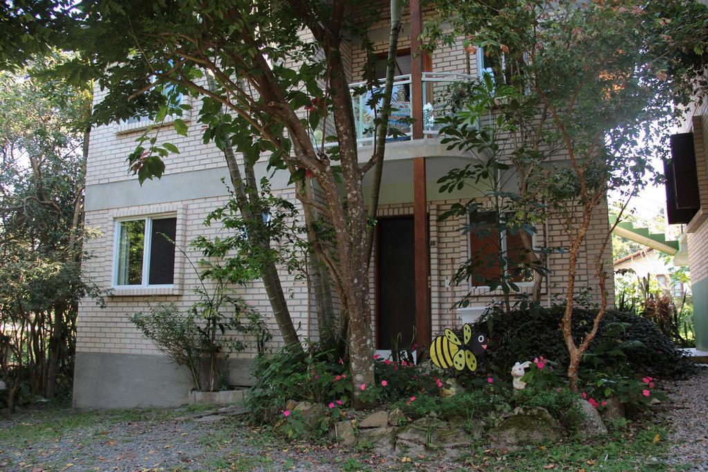 Residencial Aracua Hotell Bombinhas Exteriör bild